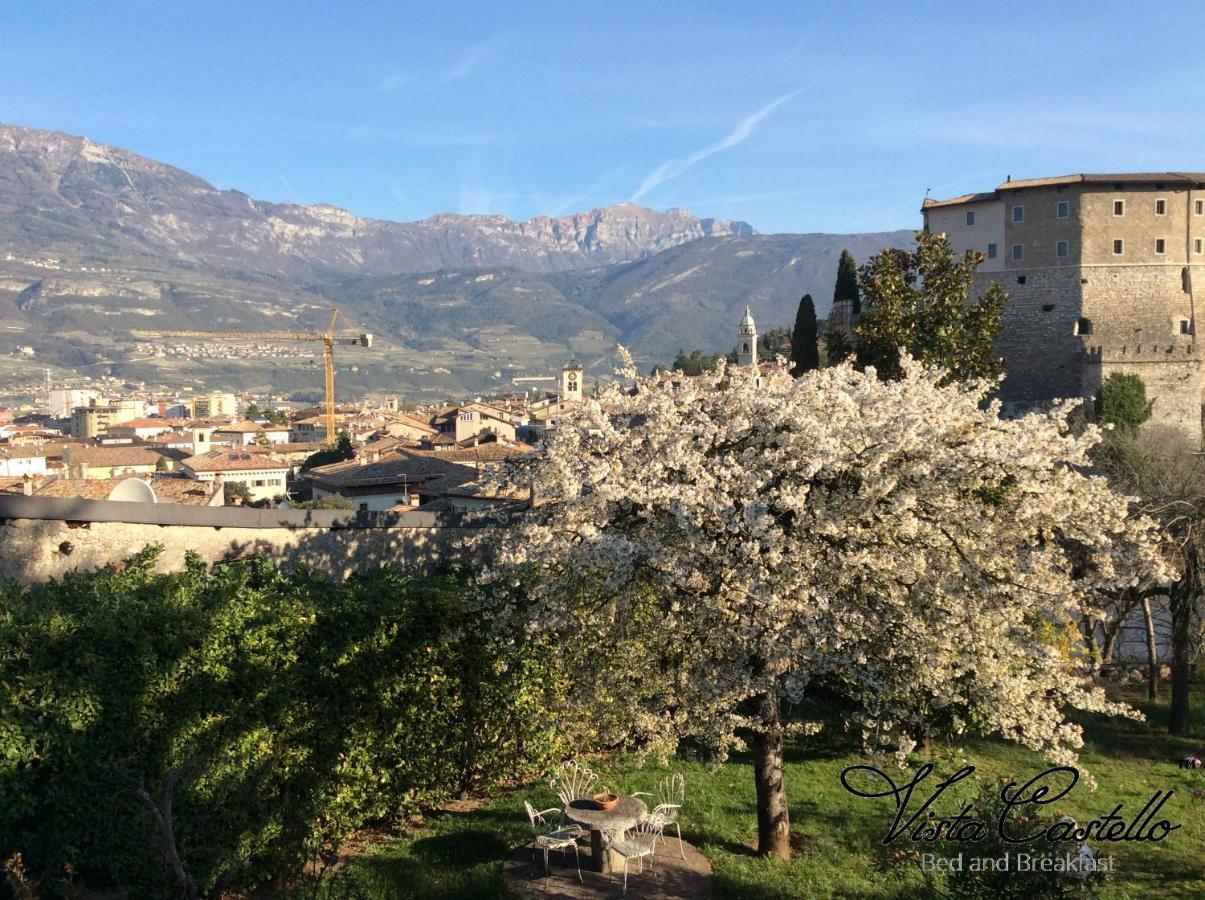 Vista Castello Bed and Breakfast Rovereto  Exteriör bild