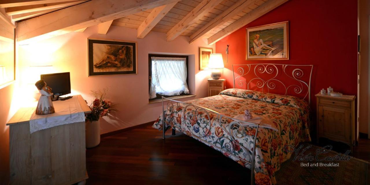 Vista Castello Bed and Breakfast Rovereto  Exteriör bild