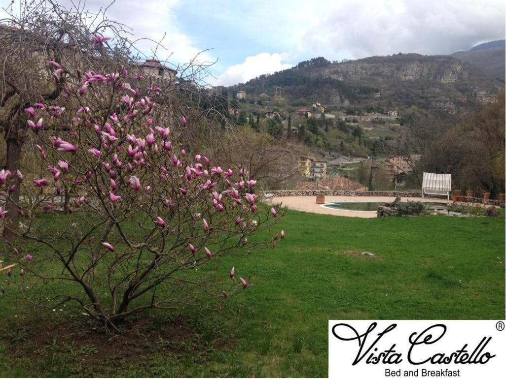 Vista Castello Bed and Breakfast Rovereto  Exteriör bild